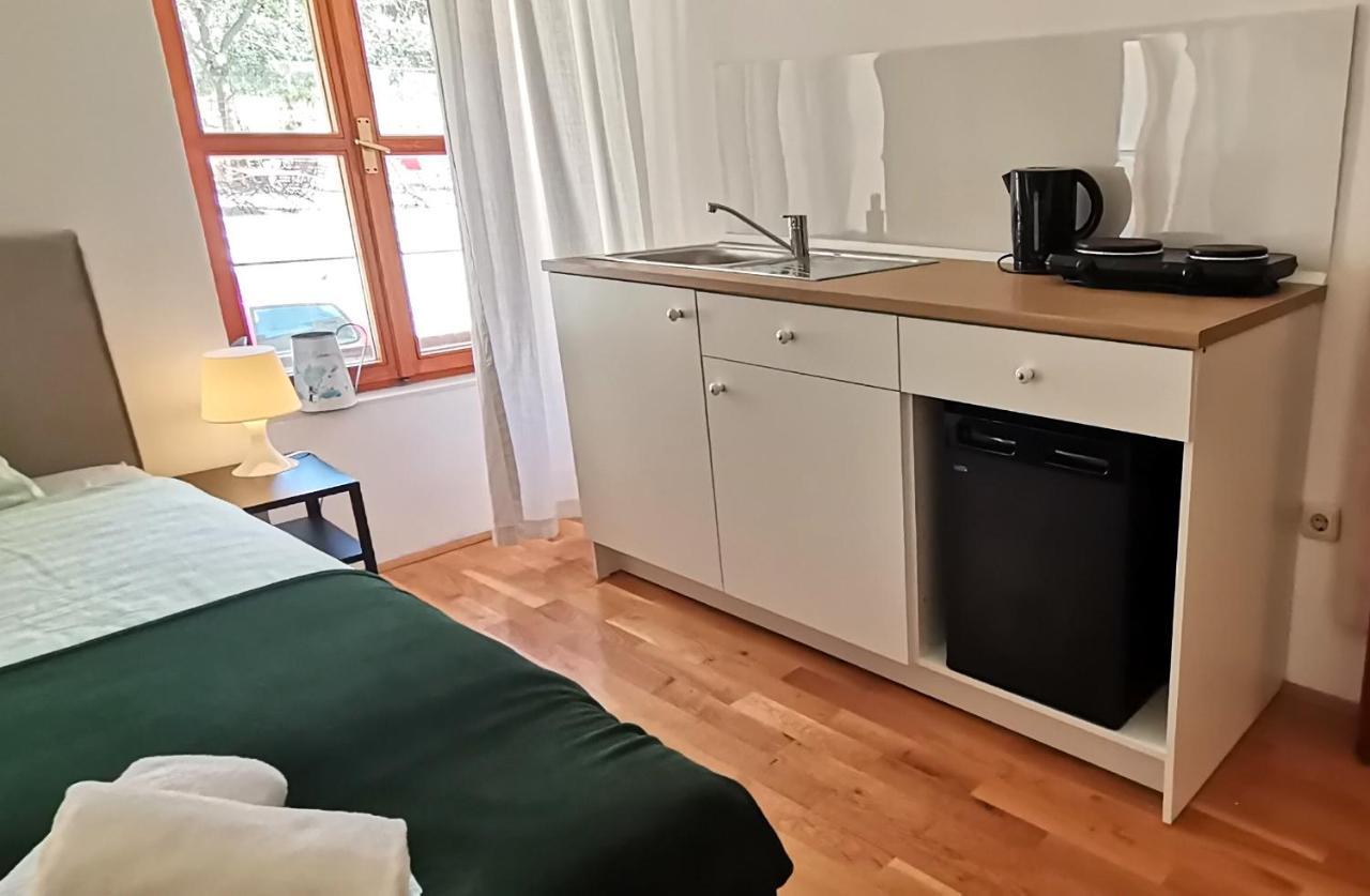 Studio Apartment L&G Rovinj Exterior photo